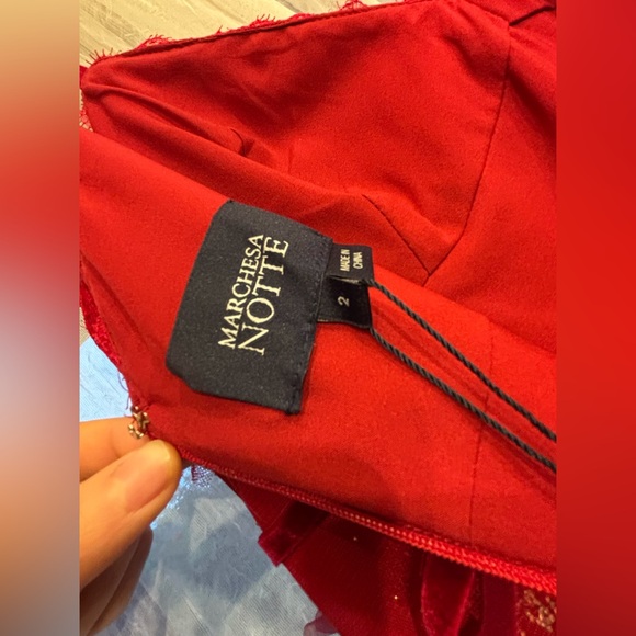 NWT Marchesa Notte Red Floral Appliqué Embellished Fit to Flare Dress Size 2 - Picture 6 of 10